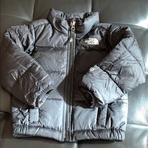 Toddler North Face Puffy jacket. 2T black